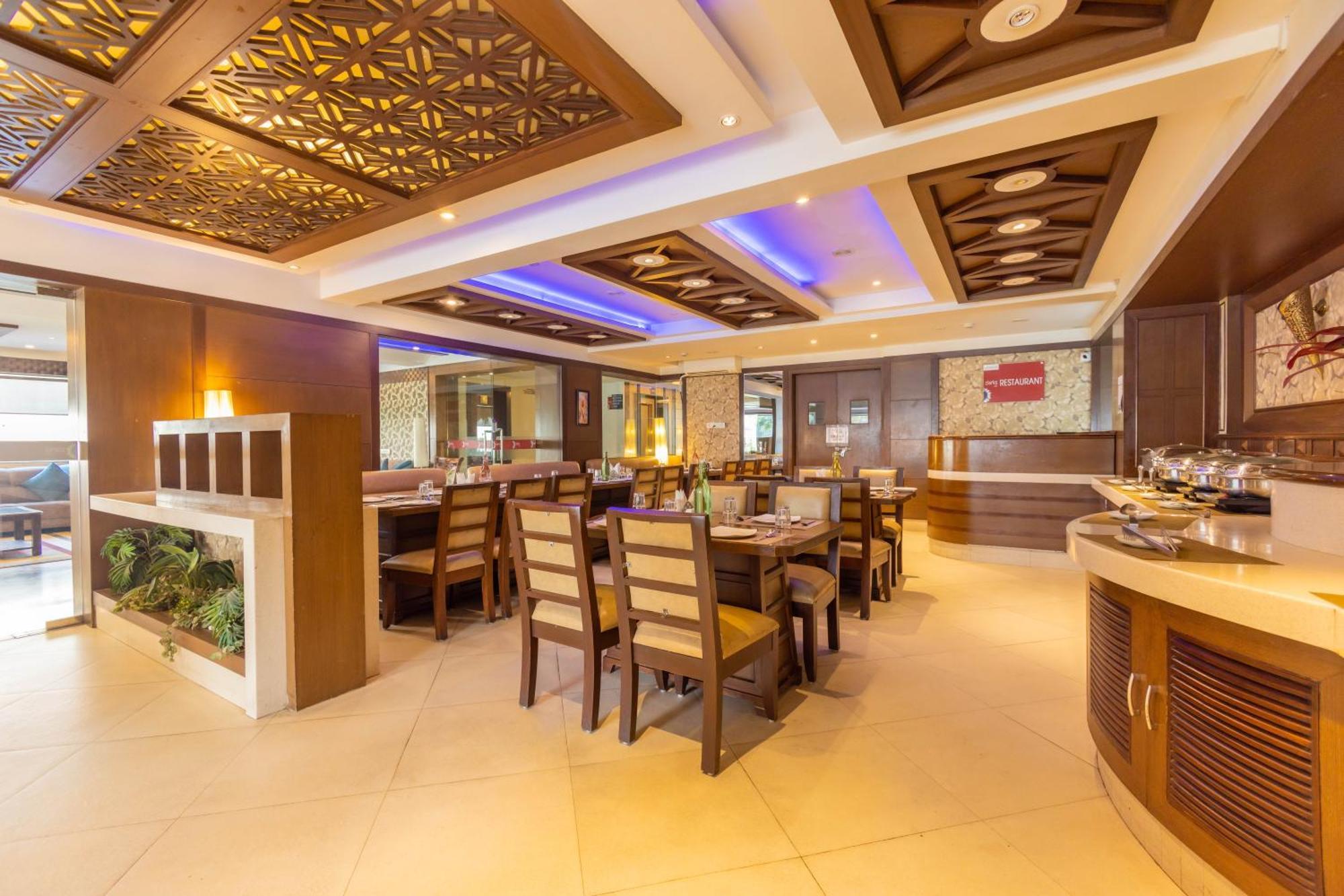 Crestmont Ashapurna Jaipur, Banipark Hotel Exterior photo